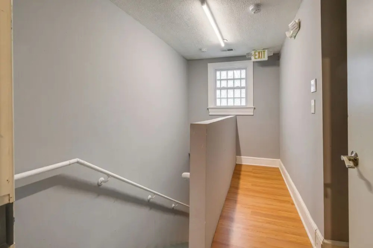 Easy Metro Access: Wfh-friendly Apt 7 Mi to DC!