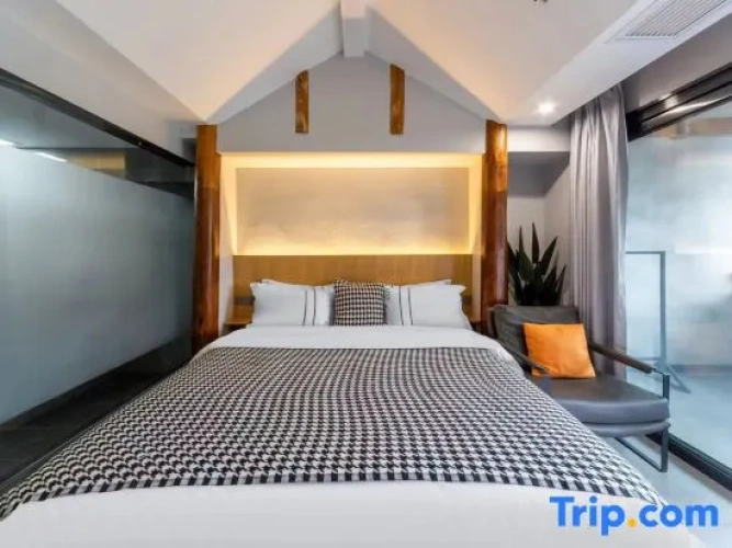 Standard Double room with balcony and with view