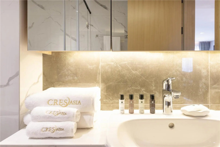 Cresasia Residence