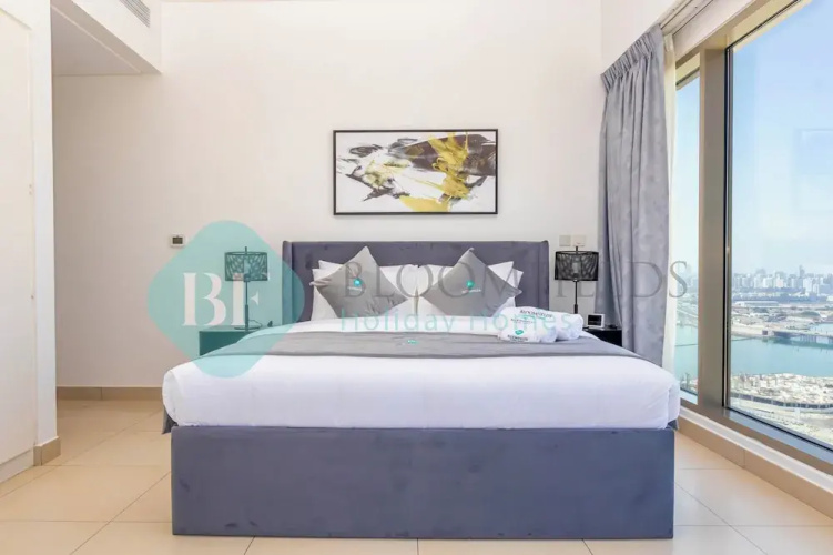 Bloomfields Elegant 2BR In Wave Tower