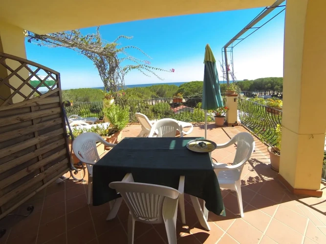 1 Bedroom Apartment with balcony and with sea view