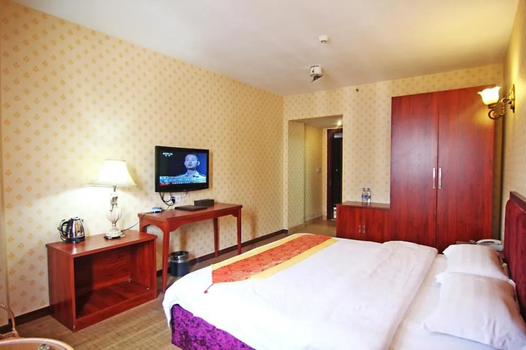 Jienasi Business Hotel