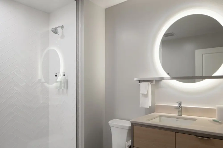 1 Bedroom Suite