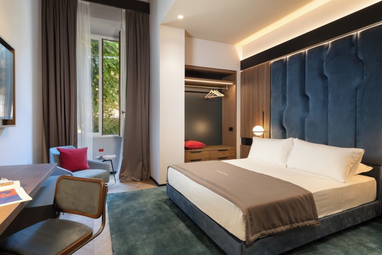 Executive Double room with courtyard view