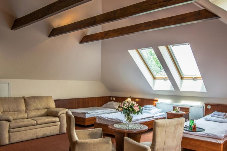 Standard Quadruple room