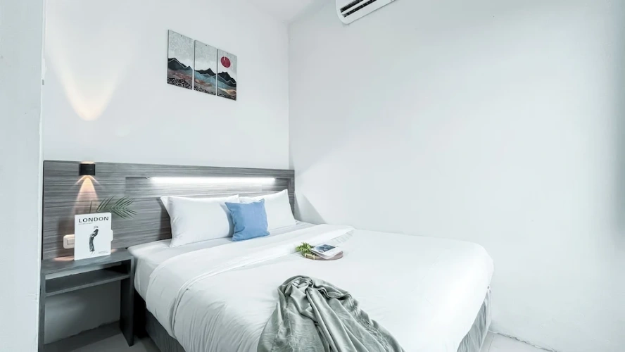2 Bedrooms Standard Apartment