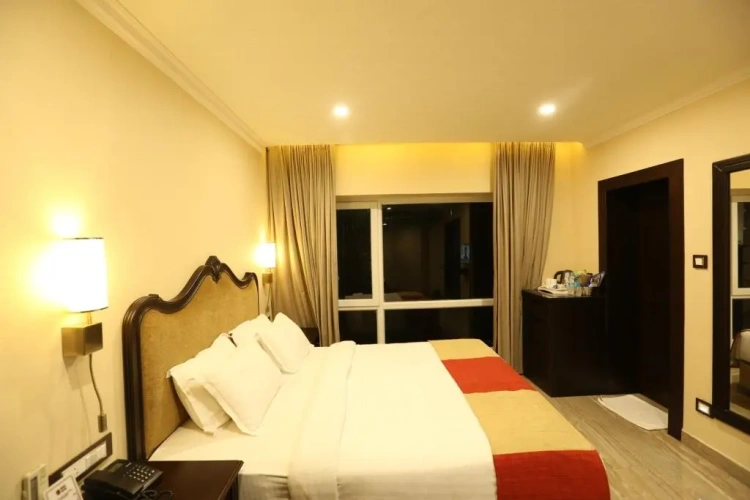 Double Suite