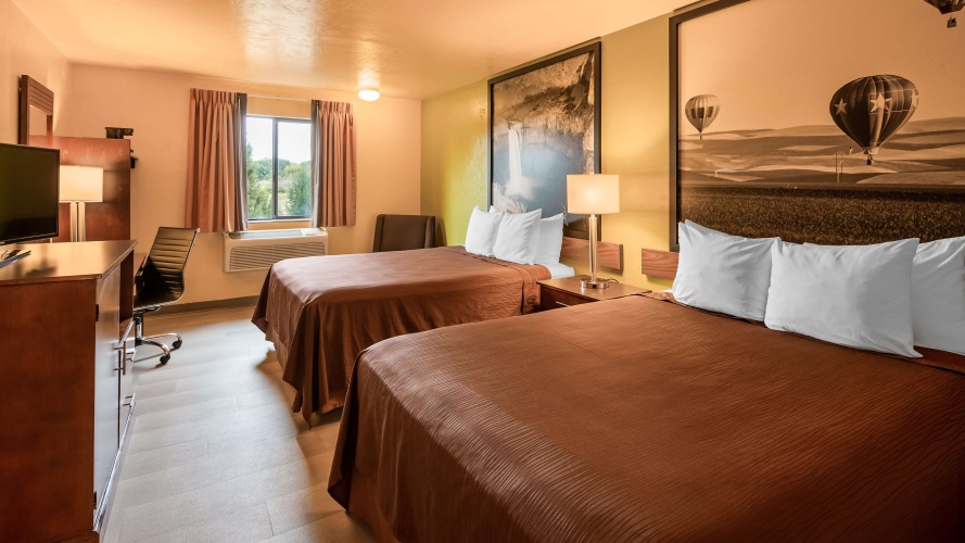 Standard Quadruple room