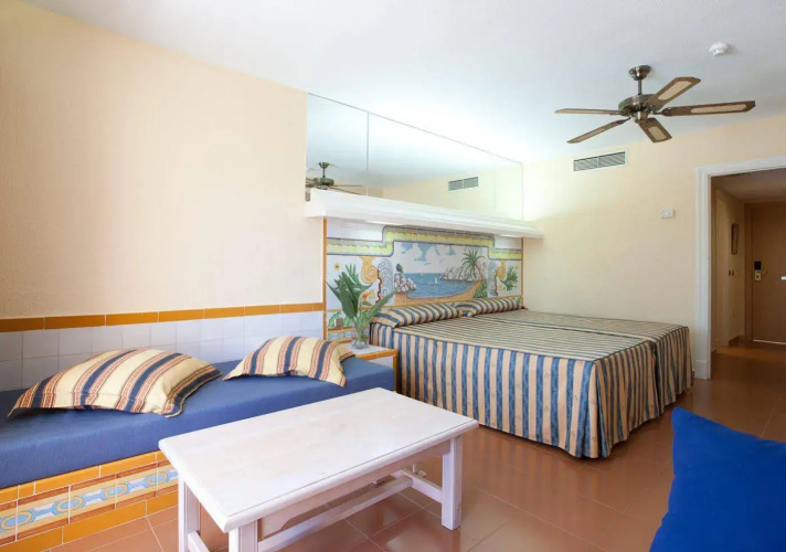 Playavera Hotel - Naturist Friendly