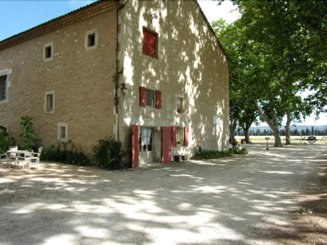 Le Mas du Lac