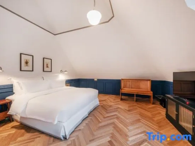Standard Double Attic room