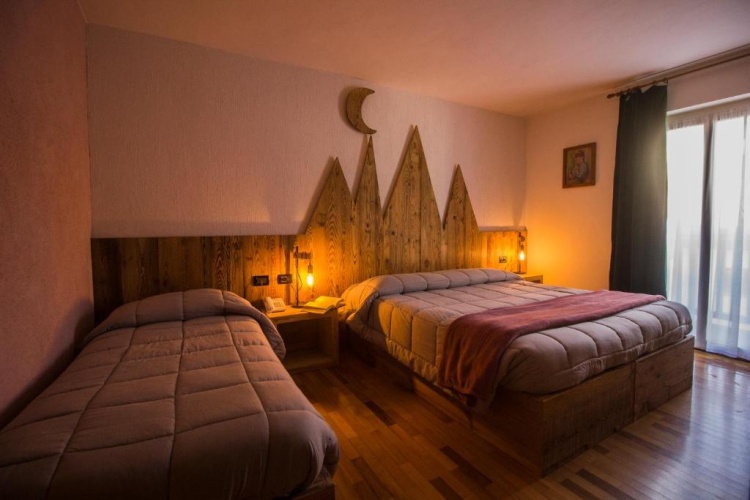 Superior Triple room