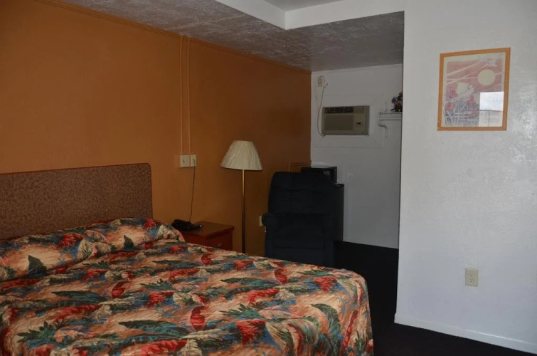 El Camino Motel