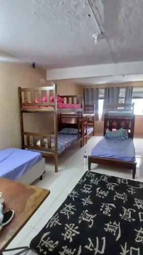 Hostel Bom e Familiar