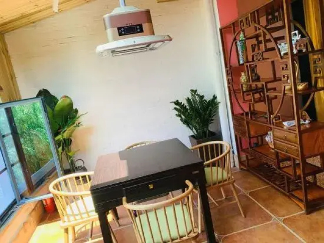 Huajiantang Guesthouse