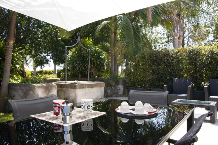 Villa Carlino House