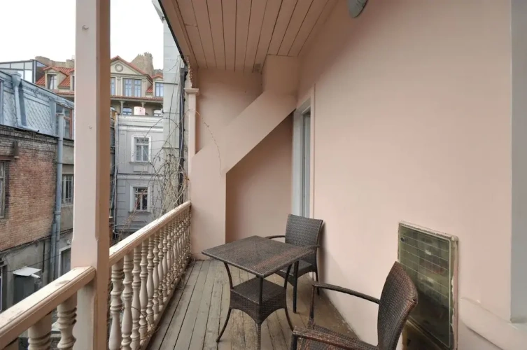 Economy Double room with balcony and with courtyard view