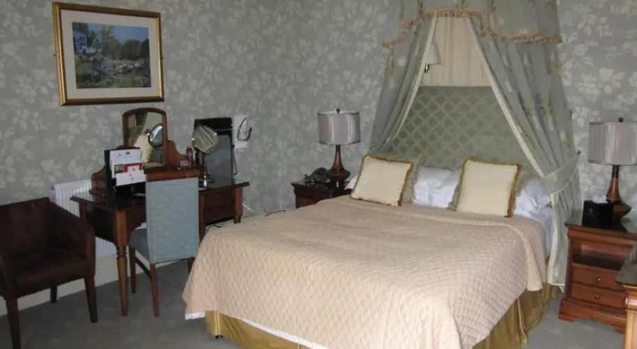 Woodlands Hotel