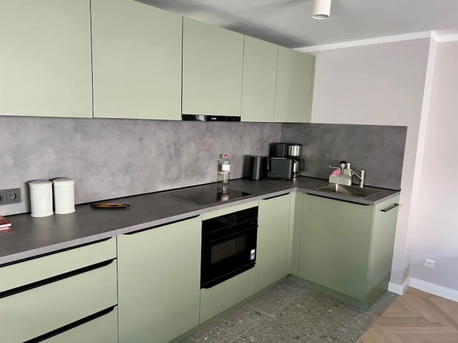 1 Bedroom Apartment with balcony
