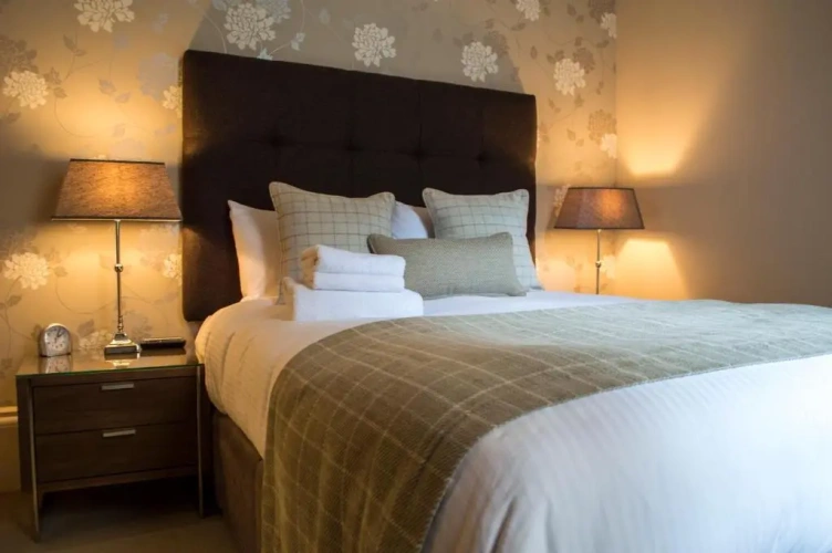 2 Bedrooms Deluxe Apartment