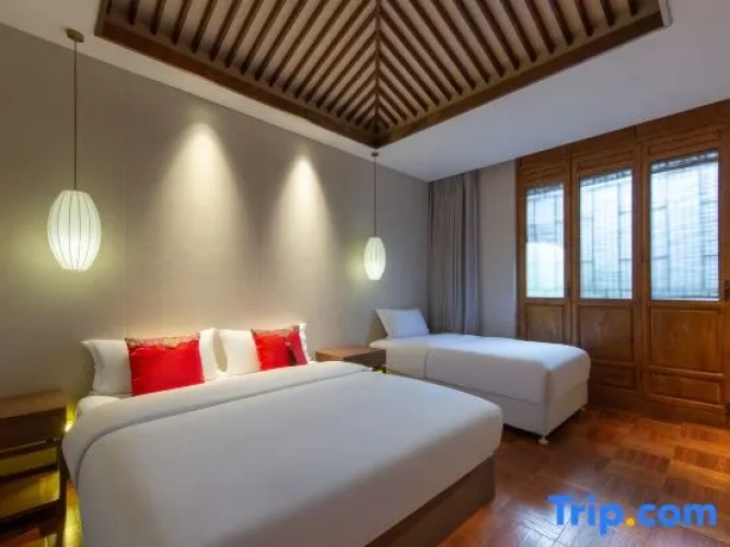 Twin Family Suite
