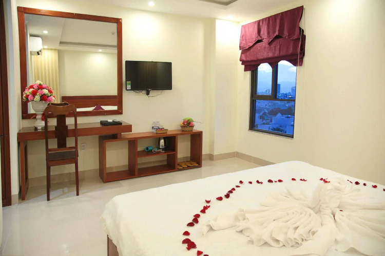 Lavender Danang Hotel
