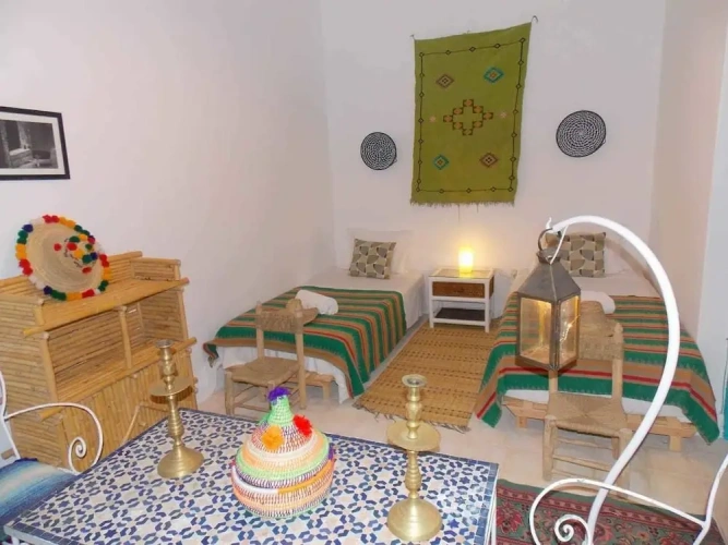 2 Bedrooms Apartment