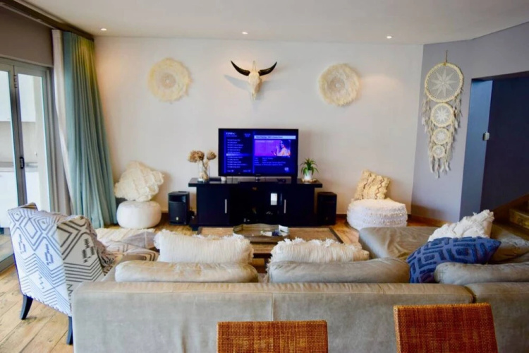 3 Bedroom House in Bantry Bay