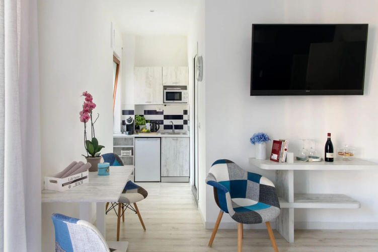 Les Suites des Tout le Monde