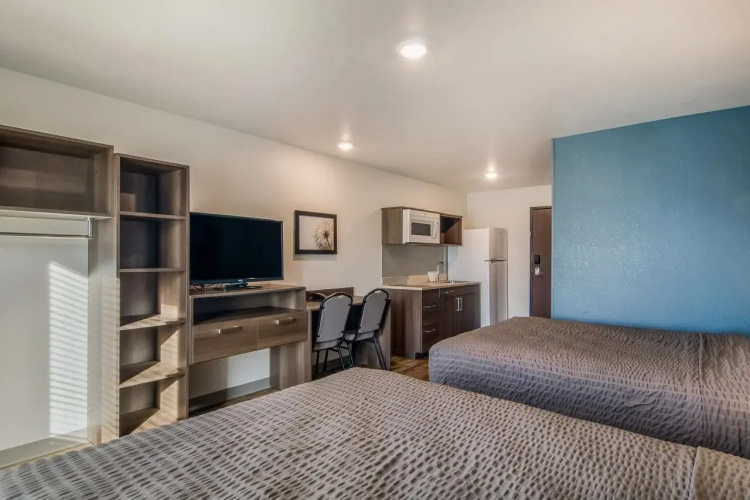 WoodSpring Suites Oak Ridge Knoxville