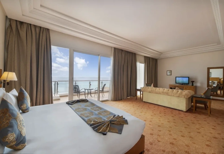 Suite with balcony and with sea view