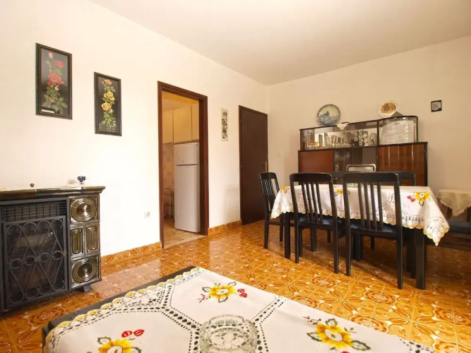 Apartment 1681