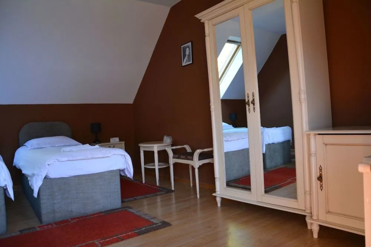 Cristian Inn