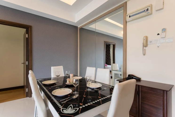 Grand Suite with Sky Pool