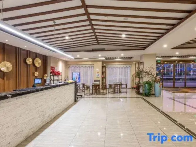 Stream Hotel