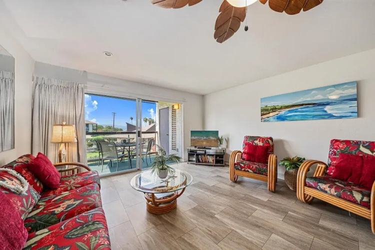 Hale Kamaole 210 in Kihei