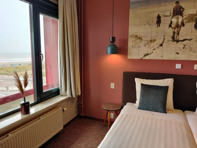 Standard Twin room beachfront