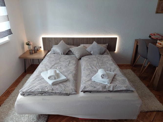 MB Deluxe Apartment