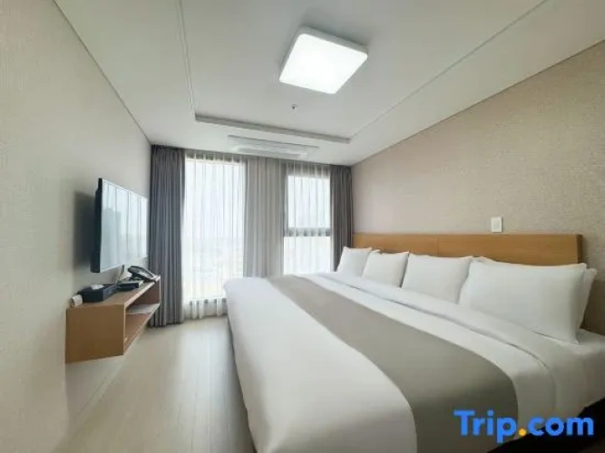 Deluxe Double Family room