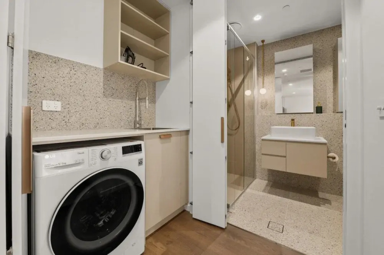 Experience Elegance in This Chic 1-bed Unit