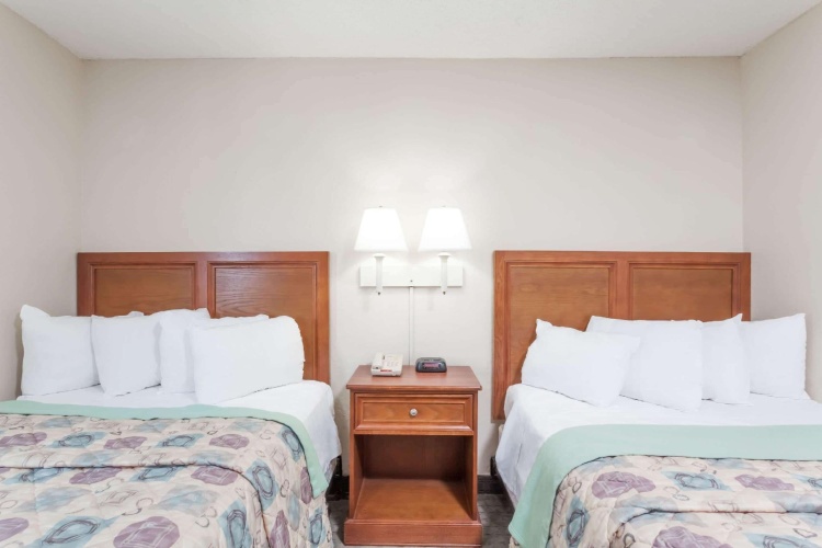 1 Bedroom Deluxe Double Suite