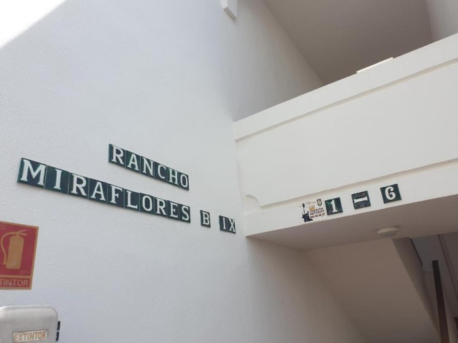 3 Bedrooms Apartment