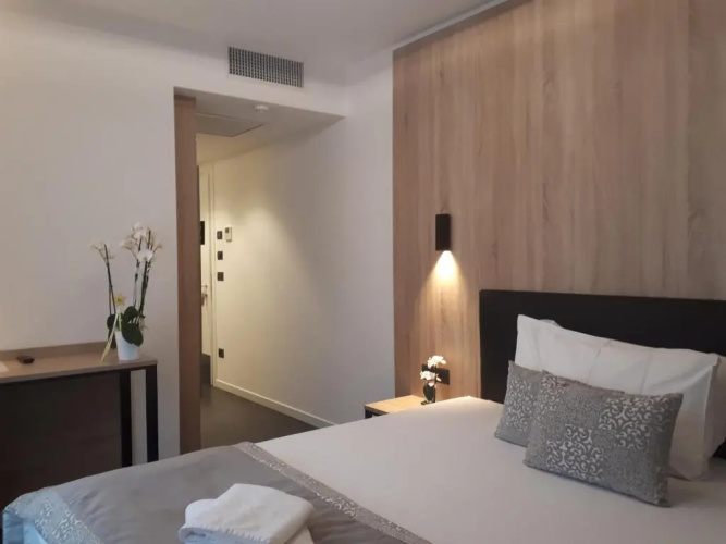 Tourist Hotel