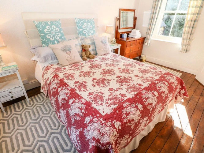 Knoll Cottage