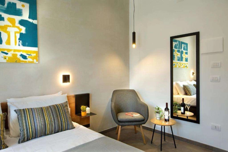 Mare Fuori Rooms
