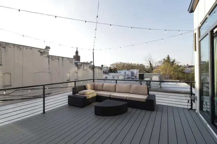 Unit 9: Luxe 2BR Penthouse | Sleeps 6