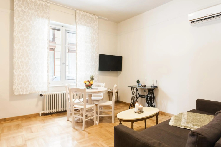 Plaka City Centre Studio