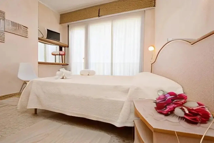 Hotel Crown