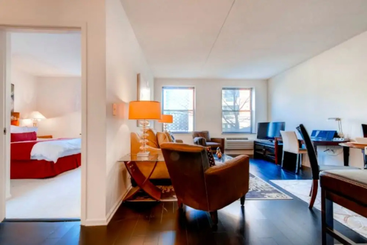 Global Luxury Suites at Commodore Drive