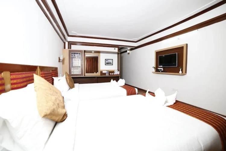 Premium Double room with land view